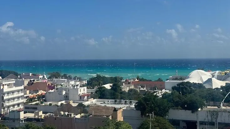 Apt In Heart Of Playa Del Carmen 0*,  México
